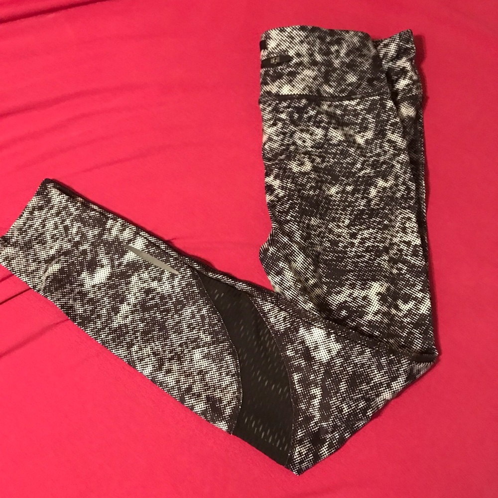 Under armor heat gear athletic tights
